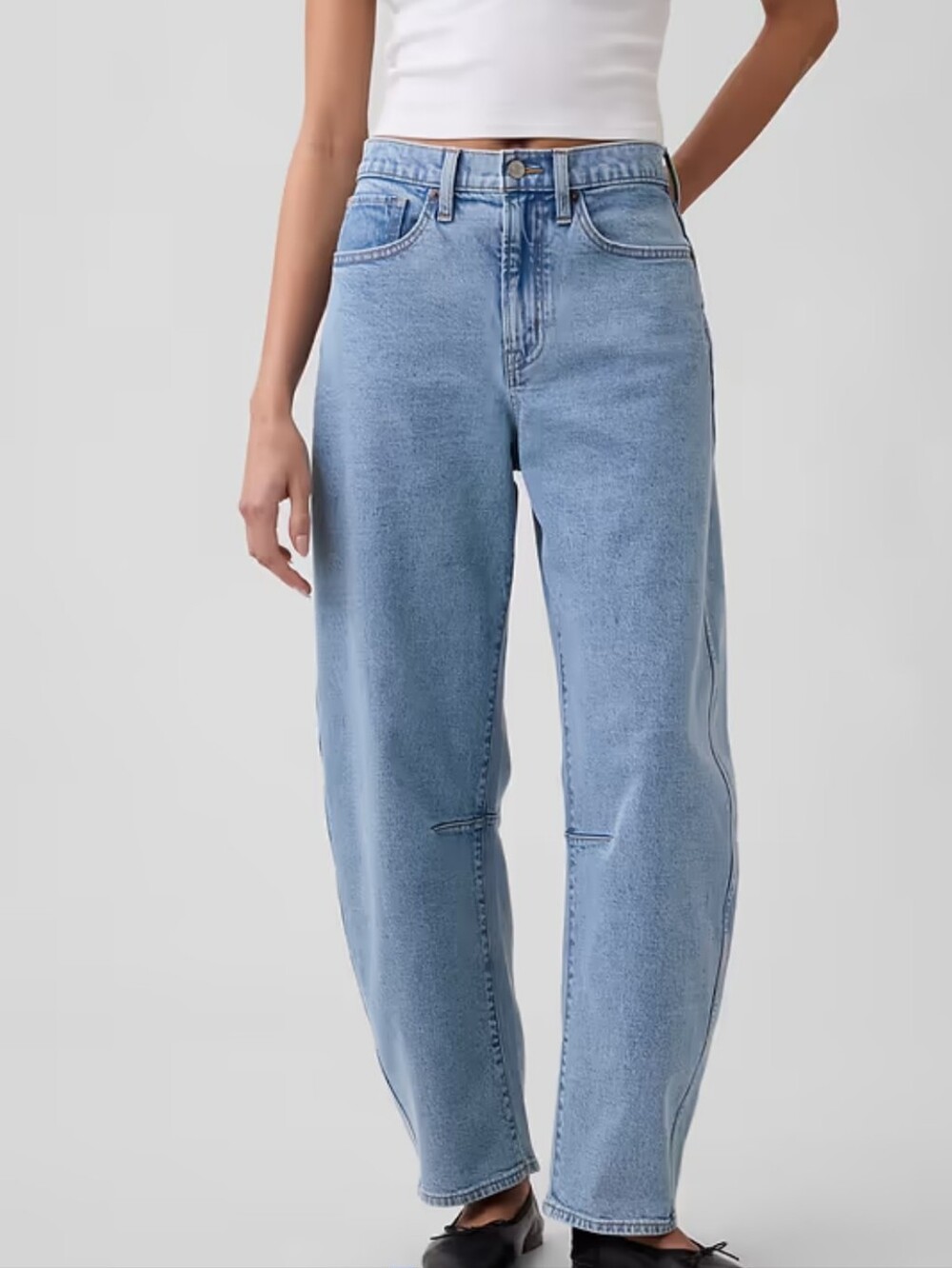 GAP Light Wash Barrel Jeans for Women, 8/29L